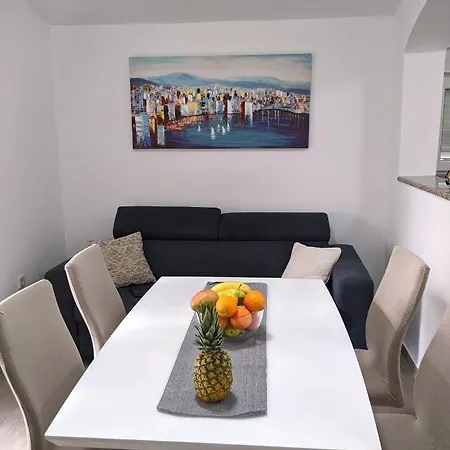 Veki Apartman *